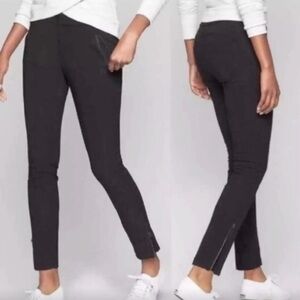 Athleta Wander Stash Skinny Hiking Travel Pant